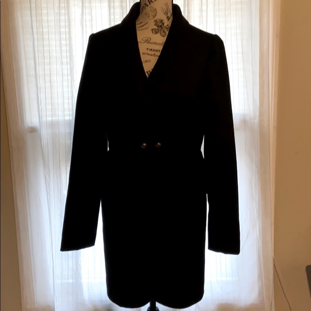 Black coat with ruffle waist